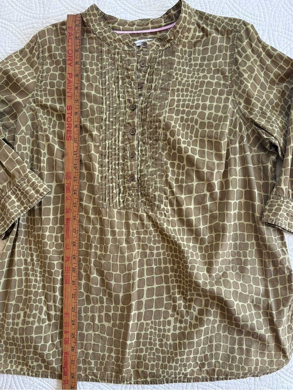 Animal Print Olive Cotton Pintuck Tunic 1X - Picture 6 of 9